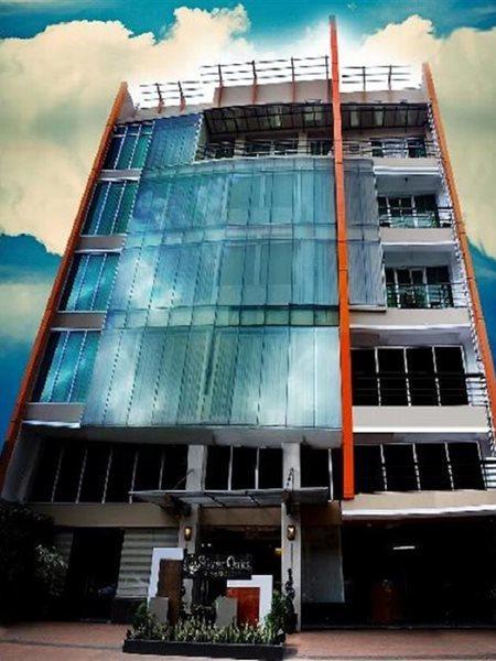 Silver Oaks Suites & Hotel Manila Esterno foto